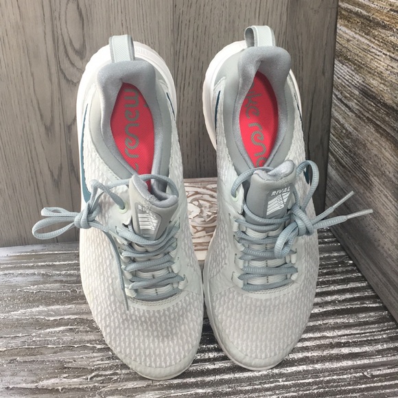 • W NIKE RENEW RIVAL barely grey/geode teal - Picture 3 of 8